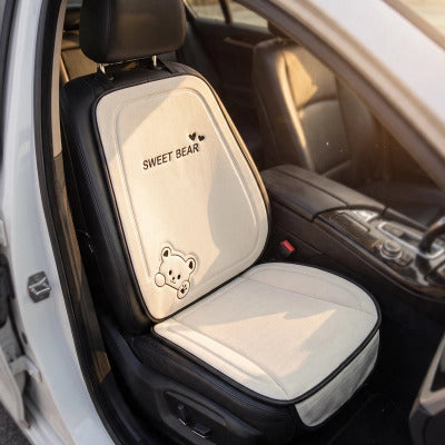 couvre siege pour voiture motif ours dessin animé apportant touche ludique 