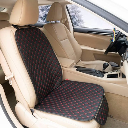 housse de voiture design en losange cousu avec surpiqûres contrastées rouge