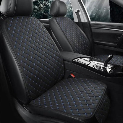 housse de voiture design en losanges cousus avec surpiqûres contrastées bleu