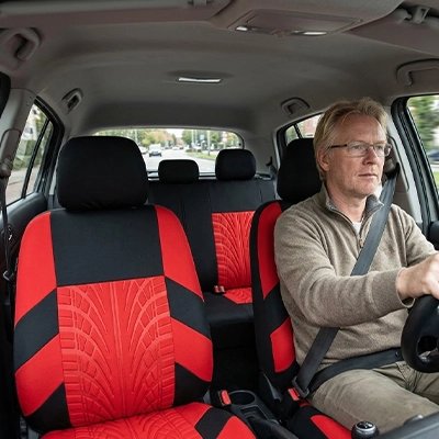 housse voiture rouge matière polyester renforcée supportant usage quotidien intensif