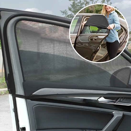Pare-soleil installé par femme souriante sur fenetre voiture