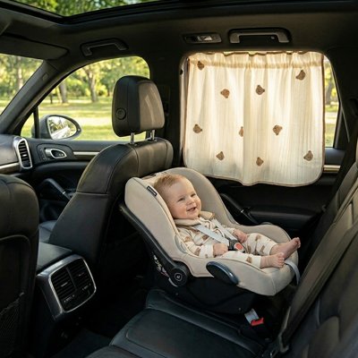 Pare soleil voiture bébé confortable sourit arrière voiture avec pare soleil ours